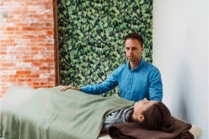 קליניקה לטיפולים הוליסטיים לשחרור מתחים