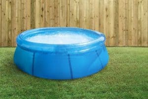 בריכה מתנפחת בשביל חוויה טובה יותר